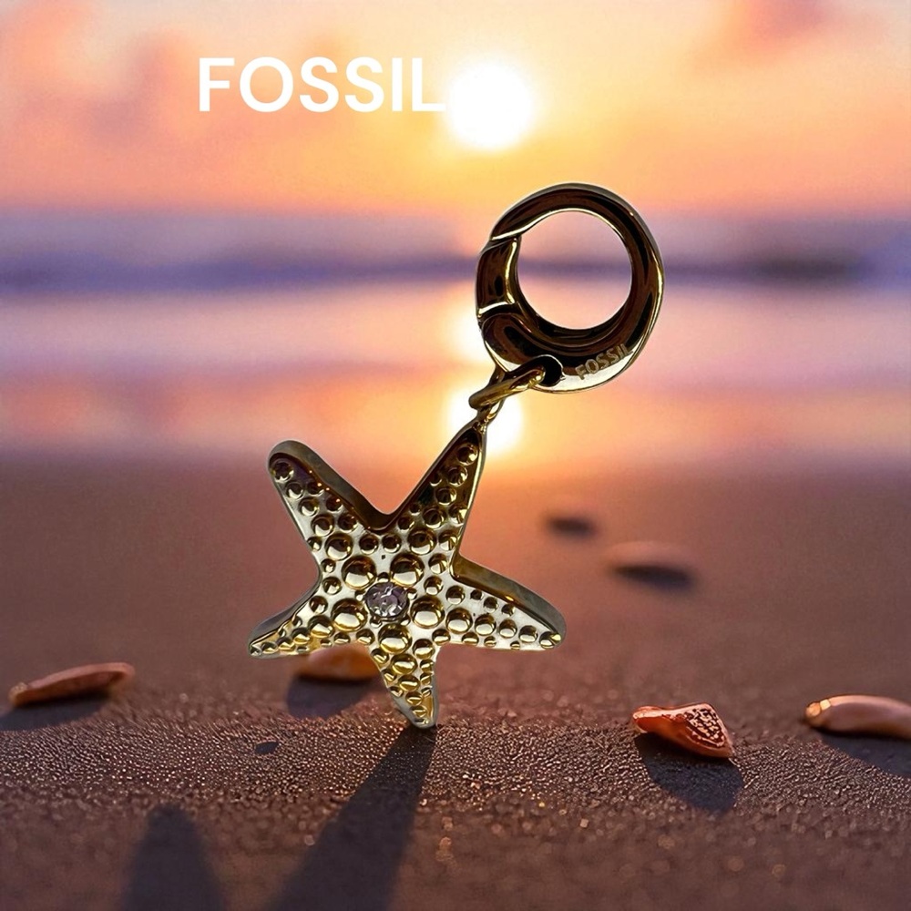 FOSSIL Gold Starfish Charm with Crystal EUC NO CALLOUTS